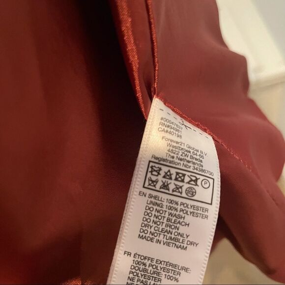 Forever 21 Deep V-Neck Lightweight Blazer - Picture 5 of 7